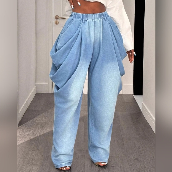 Lovely Rosetta Denim - Stylish Ruched Blue Jeans